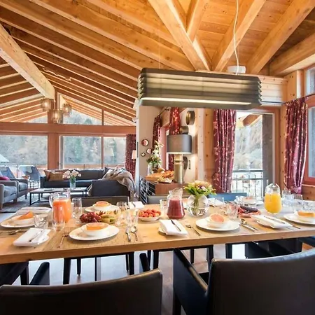 Apartment 6br Fantastic Penthouse With Sauna And Pool - What'app - 0034-635-520-036 - For Reservations!! Zermatt