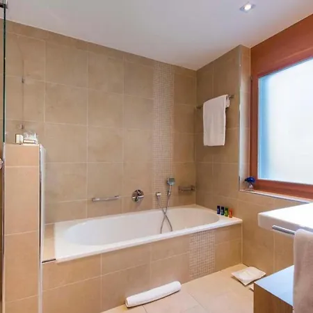 Apartment 6br Fantastic Penthouse With Sauna And Pool - What'app - 0034-635-520-036 - For Reservations!! Zermatt