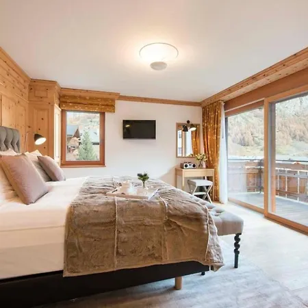 6br Fantastic Penthouse With Sauna And Pool - What'app - 0034-635-520-036 - For Reservations!! * Zermatt